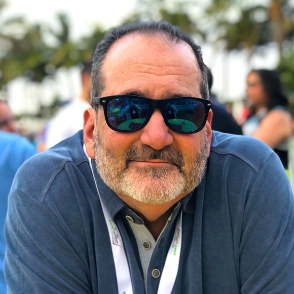 Meet your Posher, Jed - Picture 1 of 2